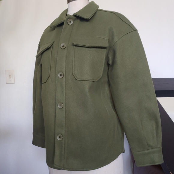 AVEC LES FILLES Button Front Boyfriend Shacket Women's - Picture 8 of 9